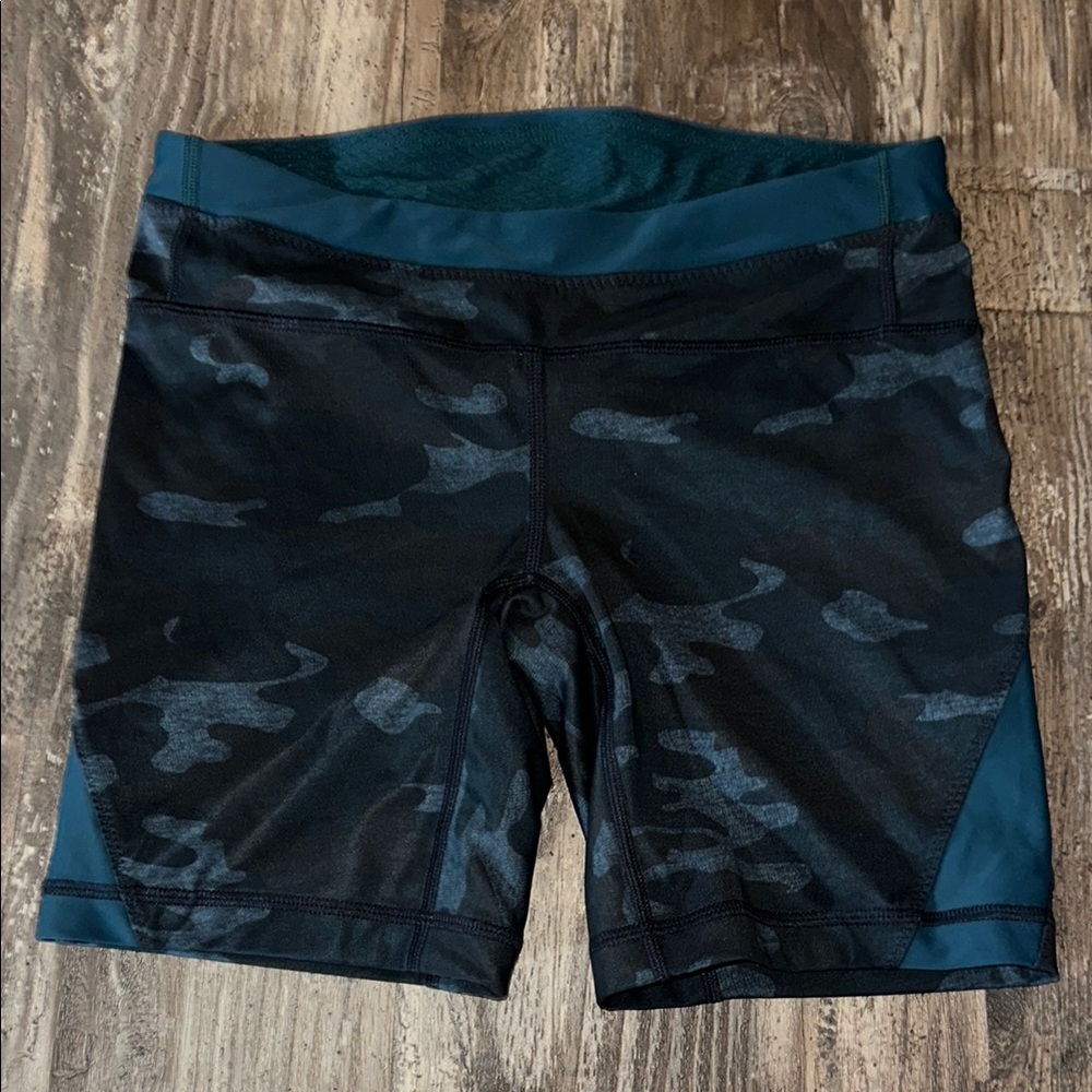 lululemon athletica Camo Black Shorts